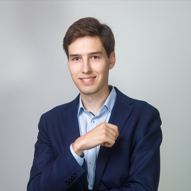 Андрей Гурин
